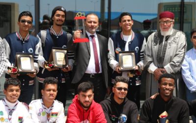 رئيس «جامعة بنغازي» يستقبل فريق الطلبة الفائزين في المنافسات الدولية بأمريكا ويشيد بتمثيلهم لليبيا.