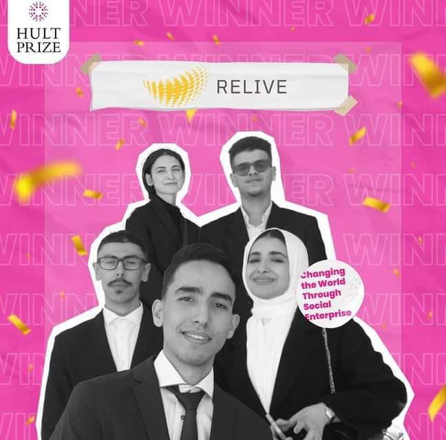 طلبة كلية تقنية المعلومات يمثلون جامعة بنغازي في مسابقة Hult Prize العالمية ويتأهلون للنصف النهائي