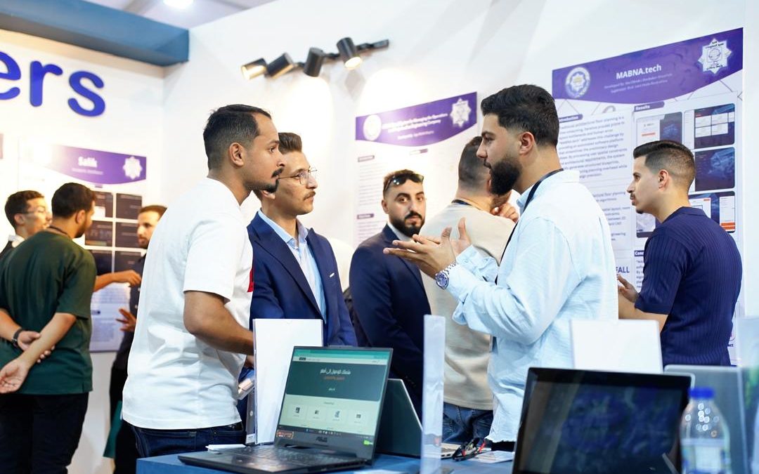 كلية تقنية المعلومات بجامعة بنغازي تستعرض مشاريعها التقنية ضمن GCUPI-B 2026